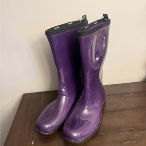 Kamik purple rain boots: